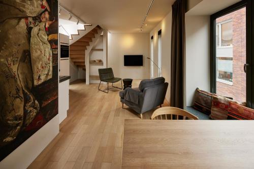 Apartment With Balcony
