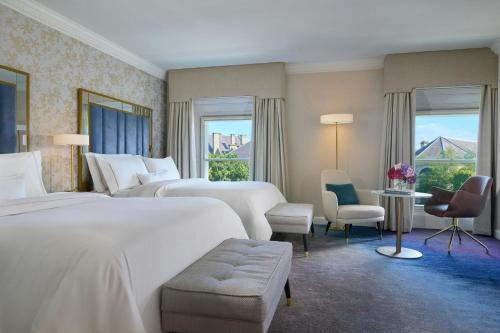 Heritage Double Room with Two Double Beds and City View
