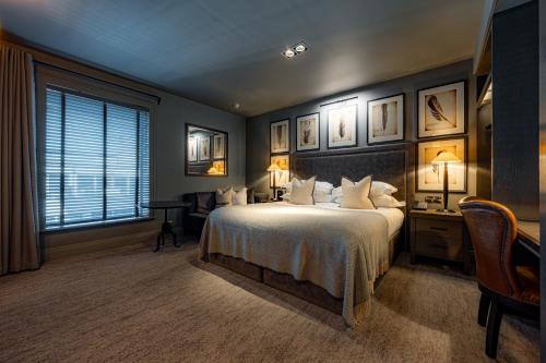 King Room