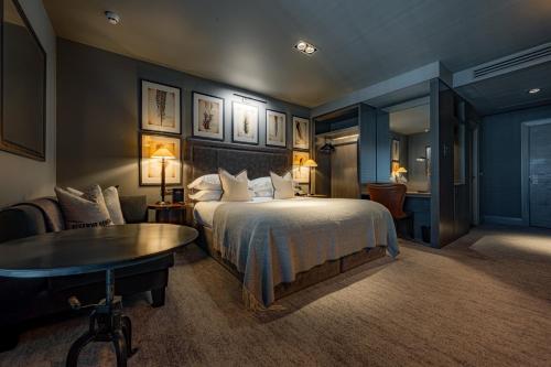 King Room