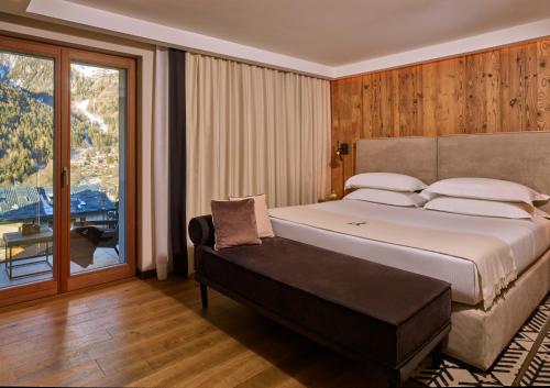 Double room with mountain view