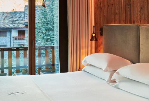 Junior Suite With Mountain View