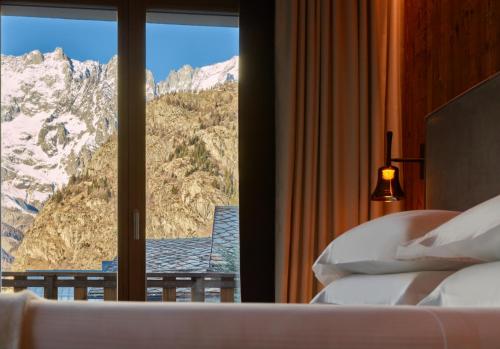 Junior Suite With Mountain View