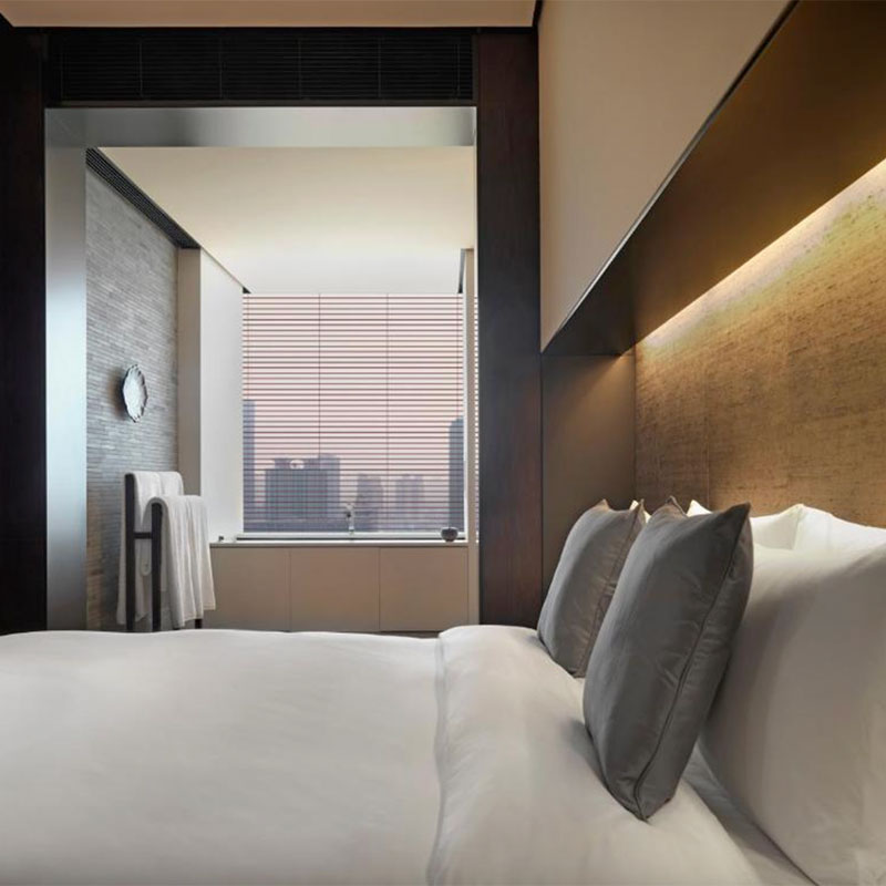 Deluxe Suite - 1 King Bed