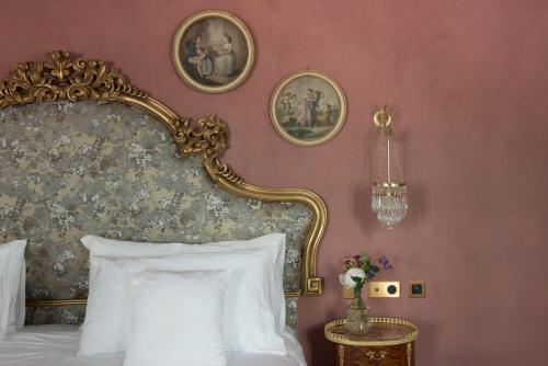 Deluxe Double or Twin Room with City View