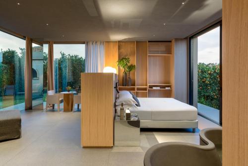 Deluxe Suite - Spa Suite