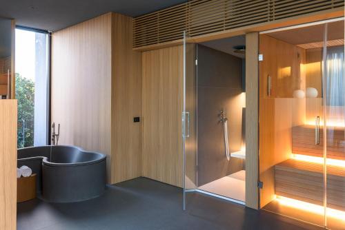 Deluxe Suite - Spa Suite