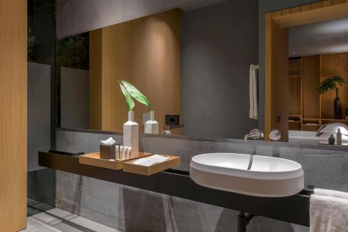 Deluxe Suite - Spa Suite