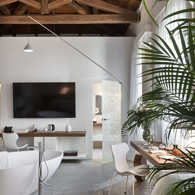 Isola Suite
