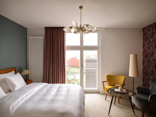 Superior King Room 