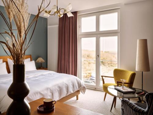 Superior King Room 