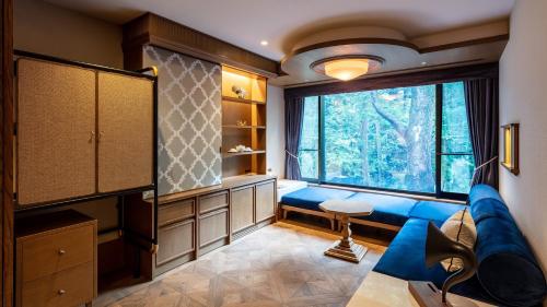 Stylish Suite Twin with Hot Spring Bath 