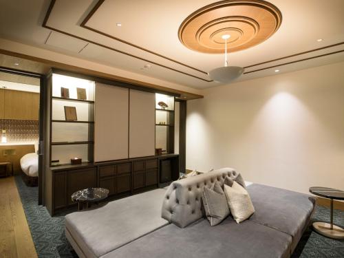 Premium Suite Twin with Hot Spring Bath