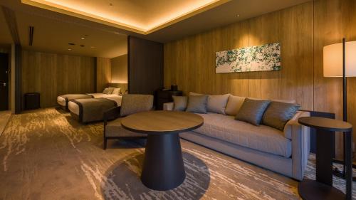 Twin Room with Terrace (2-3 people)