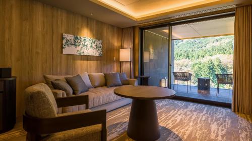 Twin Room with Terrace (2-3 people)