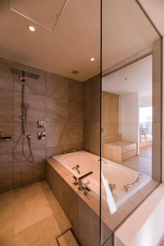 Suite Room with Balcony - Upper Floor