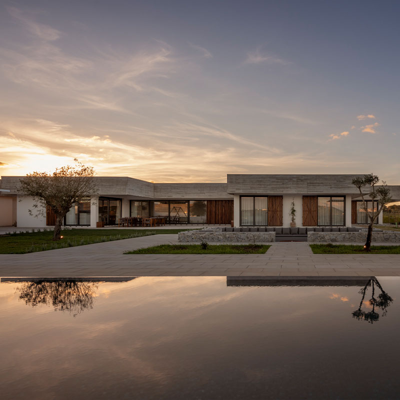 4-Bedroom Villa w/ Private Pool
