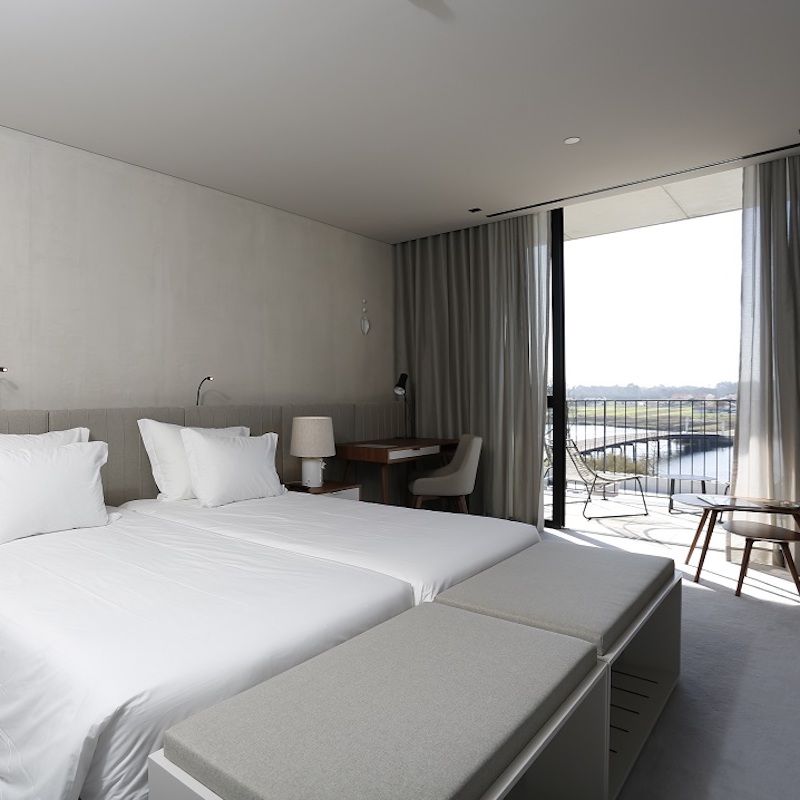 Quarto Twin com Varanda Vista Ria
