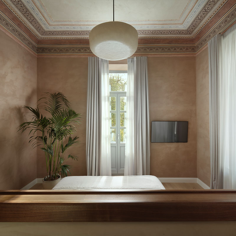 Acanthus Suite with Balcony