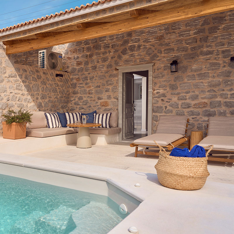 Beachfront Suite with Private Pool