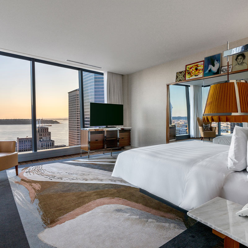 Premier King Suite
