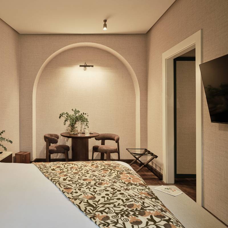Dreamer's Double Room - 1 King Bed