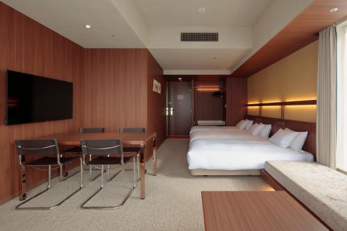Deluxe Triple Room with Sofa Bed - Non-Smoking
