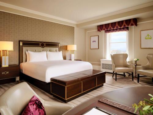 Governor General Suite with Lounge Access and Harbour View