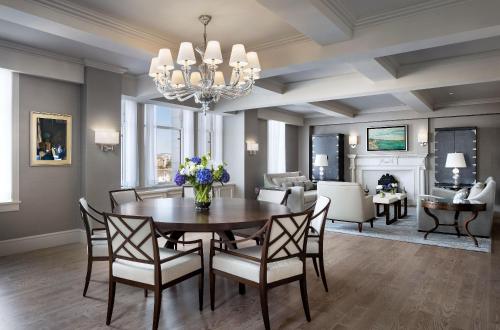 Royal Suite with Lounge Access and Harbour View