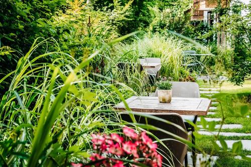 Garden Studio