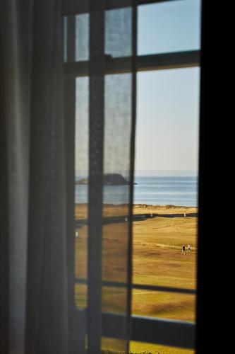 Deluxe Suite with Sea View