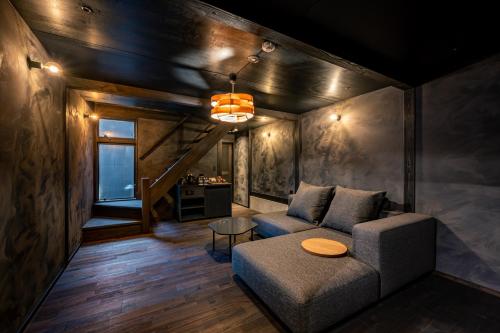 Deluxe Double Studio - Annex Building - 110