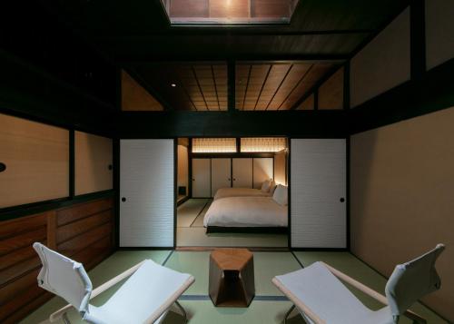 Suite - Main Building - 101
