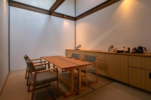 Suite with Garden View - Annex Building - 114