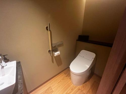 Deluxe Twin Room with Open-Air Bath Western style / 3-person capacity