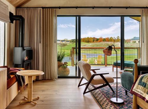 King Room with Garden View