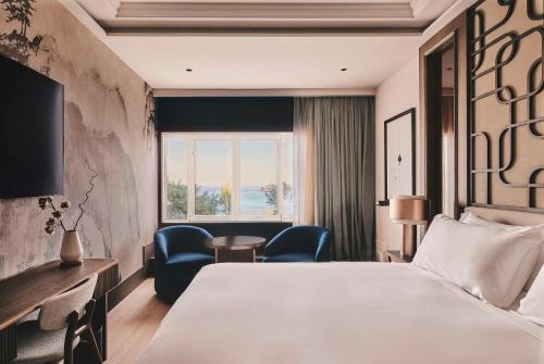 Deluxe Room, Accessible