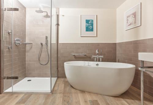 Coach House Suite