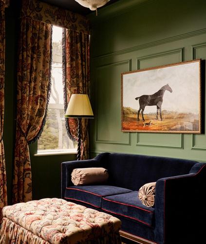 Slieve Junior Suite King or Twin