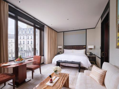 Premier Room King Accessible