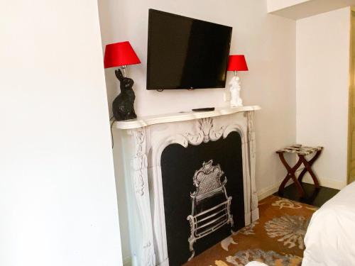 Deluxe King or Twin Room with Extra Bed
