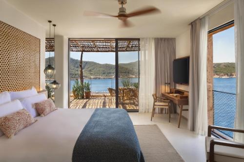 Seascape One-Bedroom Suite
