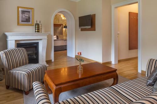 Deluxe Junior Suite