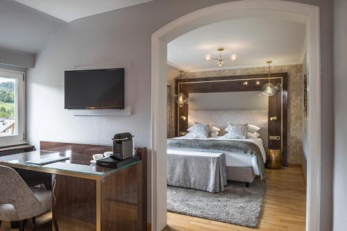 Deluxe Double Room Single Use