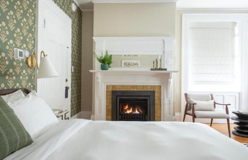 Superior King Room 