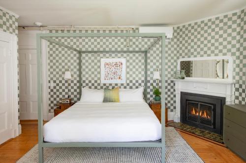 King Room with Garden View