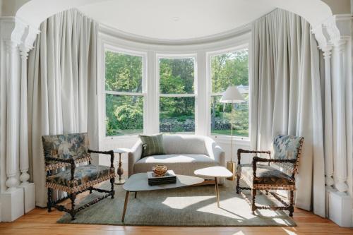 King Room with Garden View