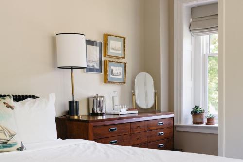 King Room with Garden View