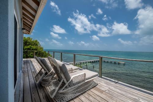 Penthouse Oceanfront Cabana