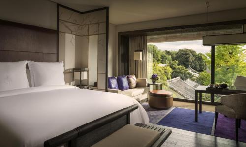 Premier King Room with Kyoto View